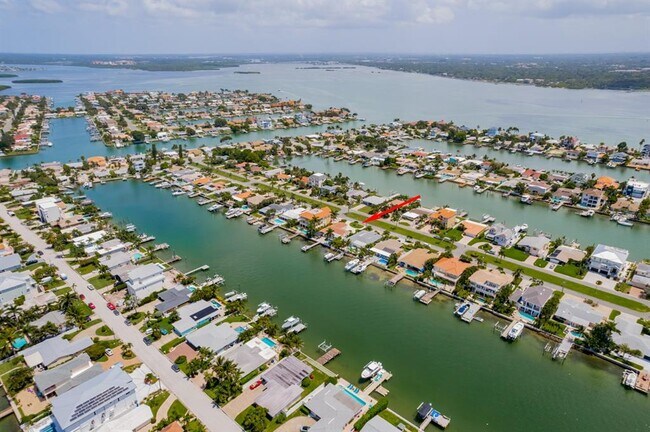 Photo - 11240 7th St E