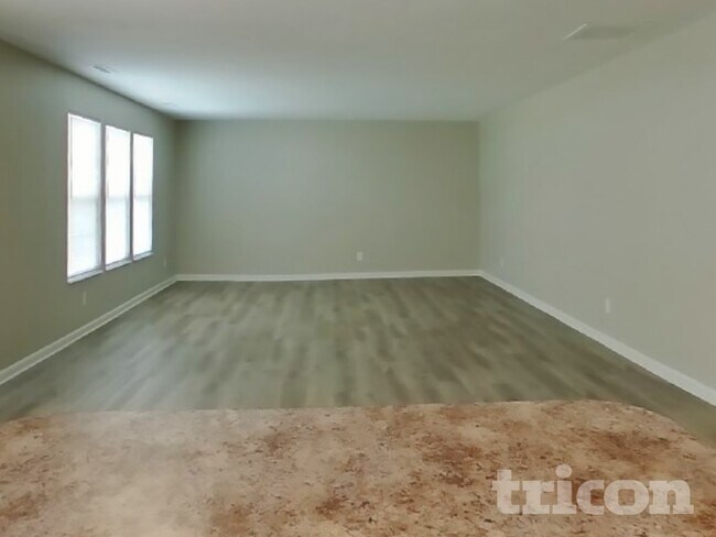 Photo - 2524 Solidago Dr