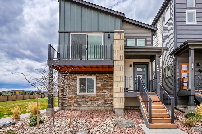 Building Photo - $2,095.95 2 Beds | 2 Bath, Single Family Home in Colorado Springs with Deck / Balcony!