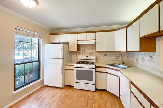 Photo - 269 Bromley Pl