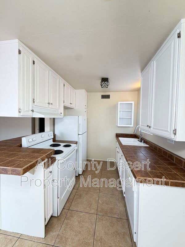 Photo - 550 El Cielo Rd Unit 3