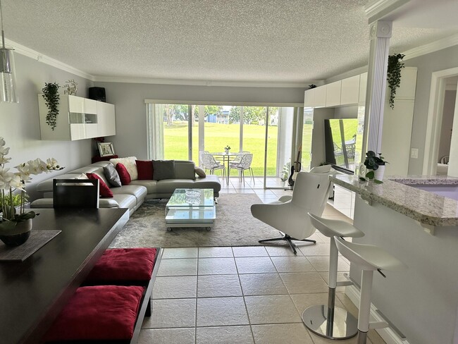 Building Photo - 9 Piedmont A