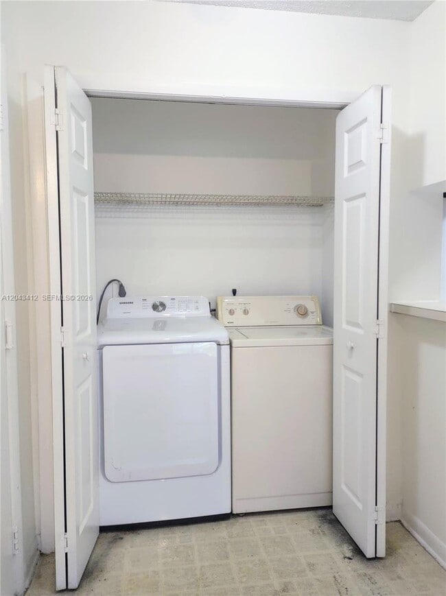 Photo - 4241 W McNab Rd Unidad 27