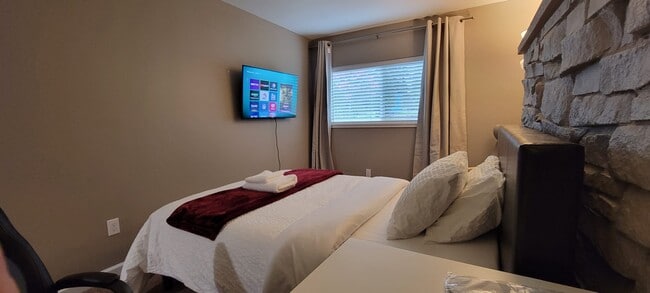 Photo - 1803 N 200th St