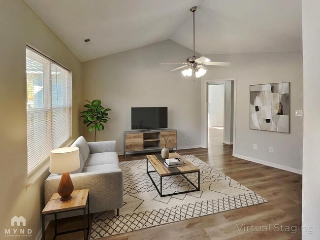 Photo - 222 Carrie Ct