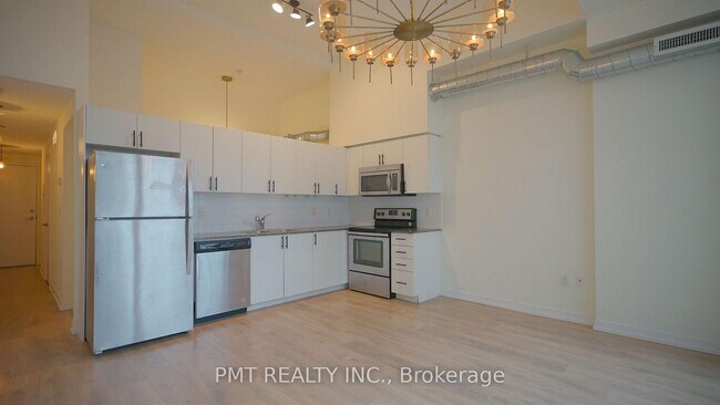 Photo - 1410-1410 Dupont St