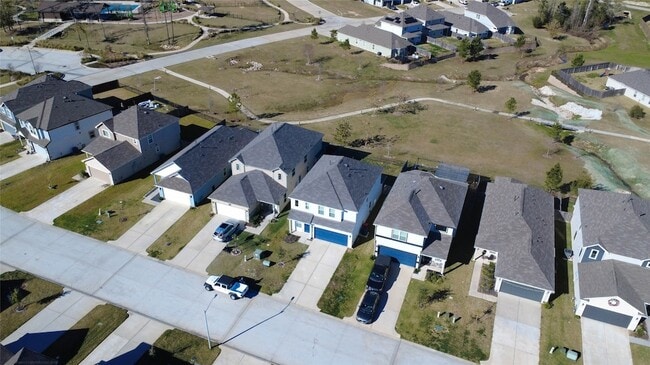 Photo - 2522 Sturgeon Wy