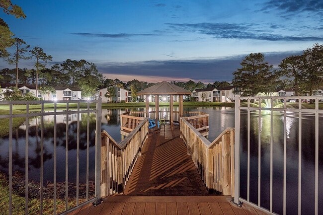 Photo - Vue at Baymeadows
