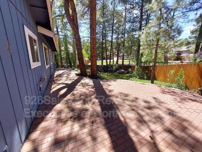 Photo - 1080 W Lava Ln