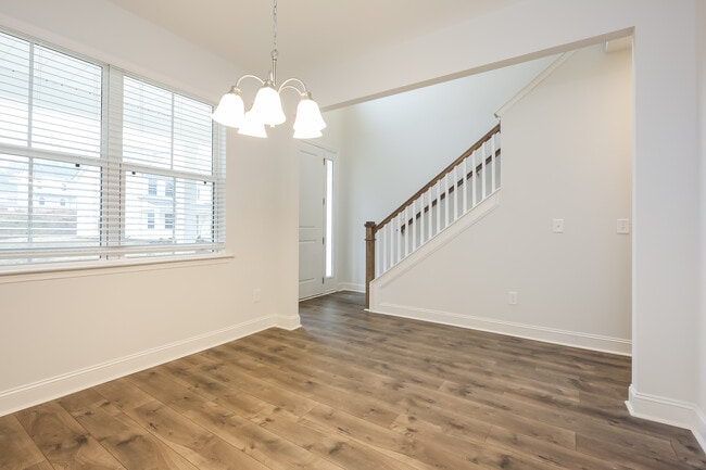 Photo - 127 Renwood Rd