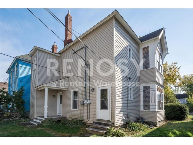 Photo - 715 Sims Ave
