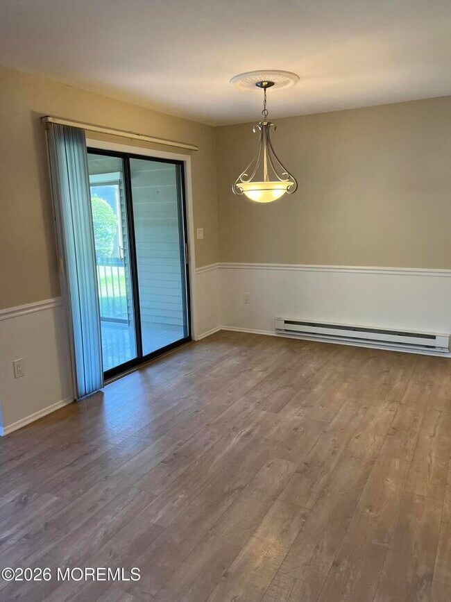 Dining room - 229 Medford Ct Unit (A)
