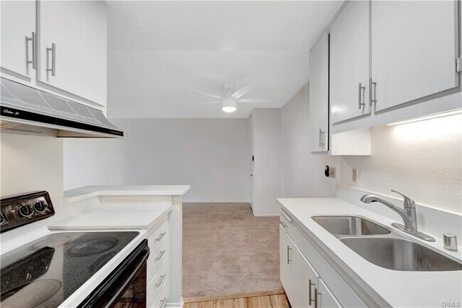 Photo - 564 N Bellflower Blvd Unit 316