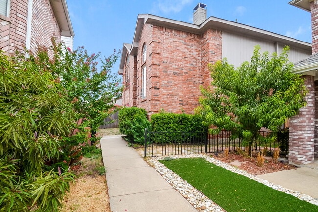 Building Photo - 18930 Ravenglen Ct Rental