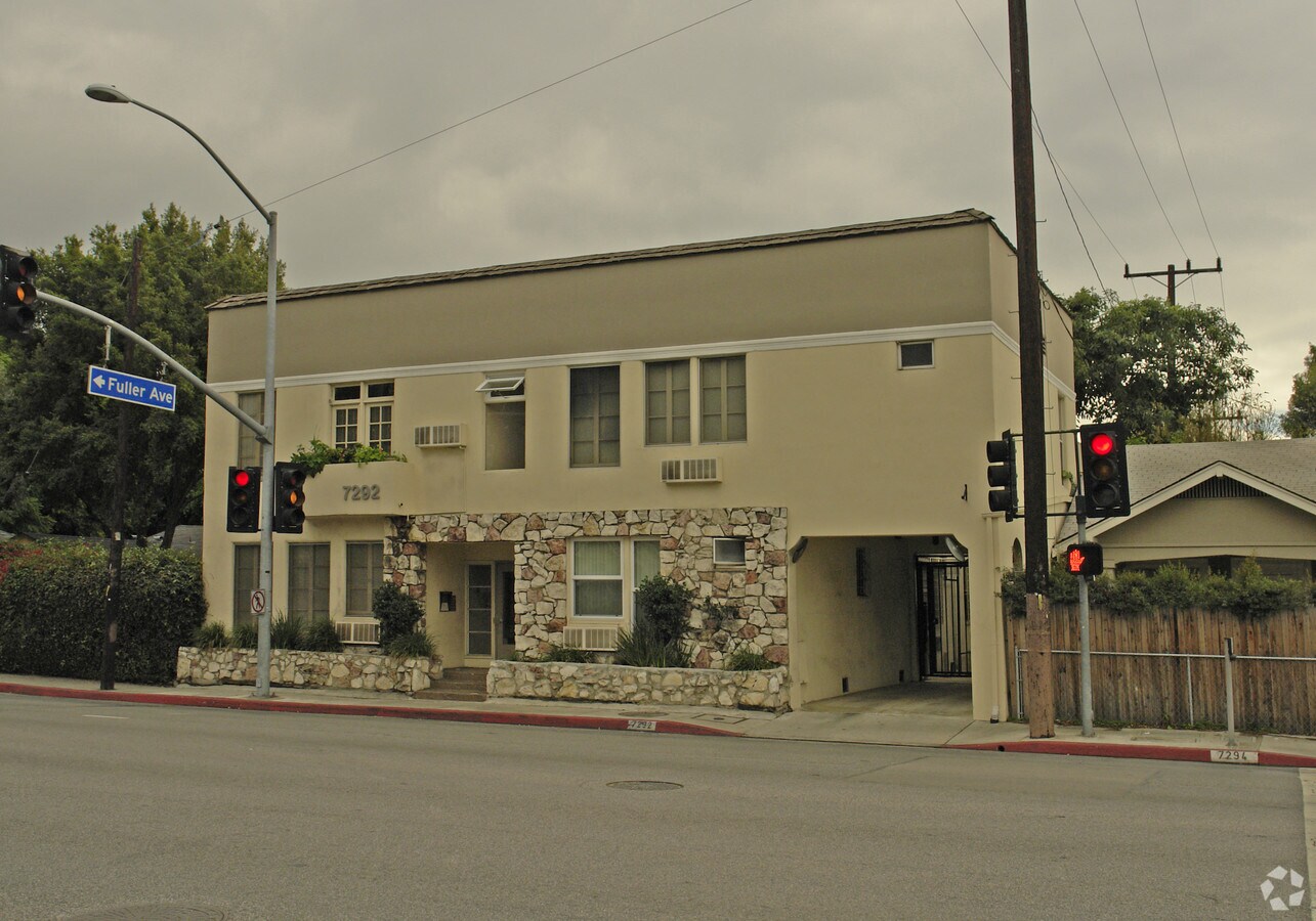 Photo - 7292 Fountain Ave