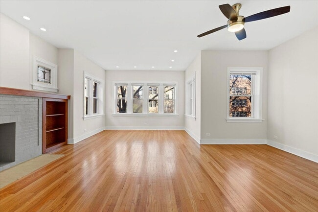 Photo - 4912 N Washtenaw Ave Unit 3