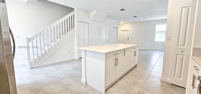 Photo - 145 SE 11th St
