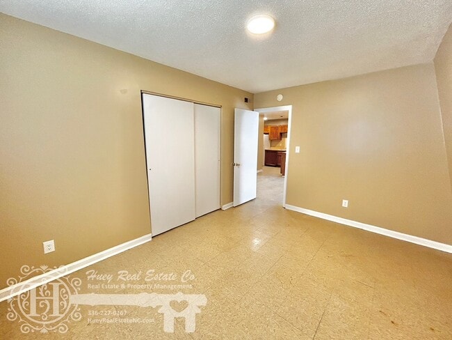 Photo - 206 Robin Ln Unit D