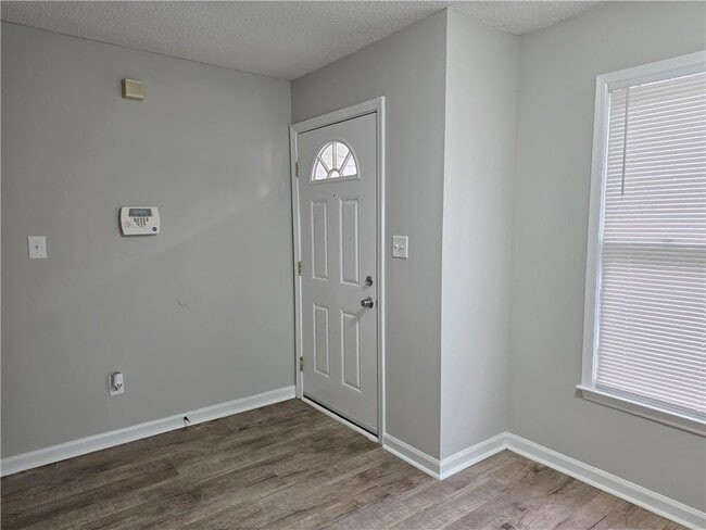 Photo - 1225 Oakplace Dr SW Unit A