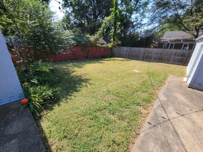 Photo - Charming 3-Bedroom Retreat with Hardwood Elegance