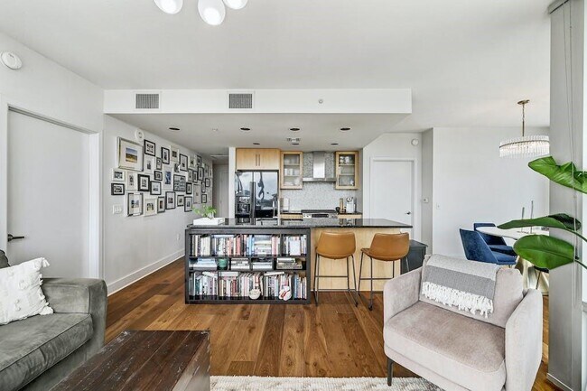 Photo - 300 Bowie St Unidad 2203 Rental