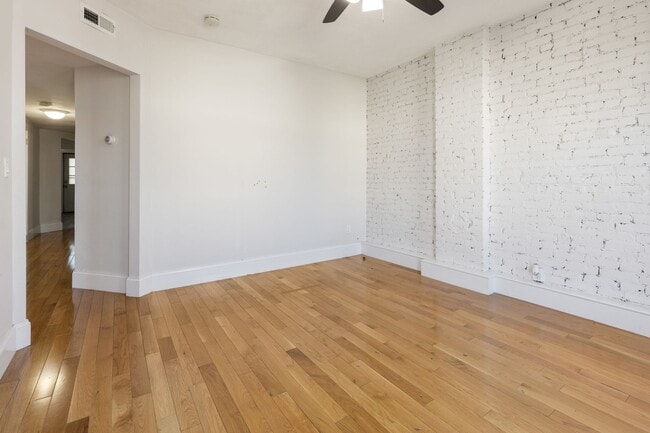 Photo - 64 Florida St Unit 3