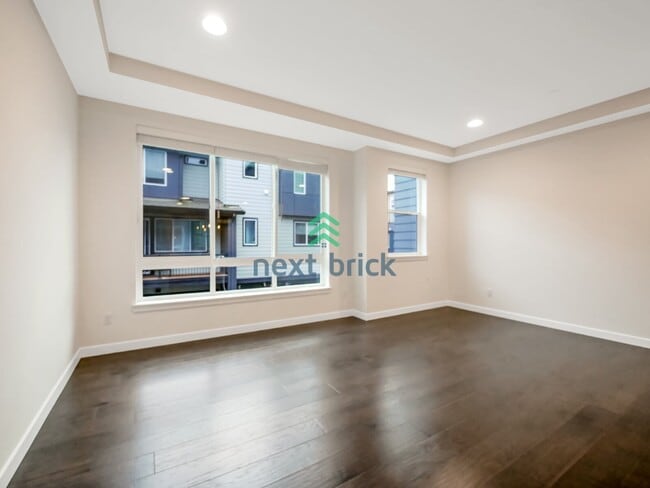 Photo - 3 Bed and 3.5 Bath Beautiful Modern Townhome is Available for Rent!