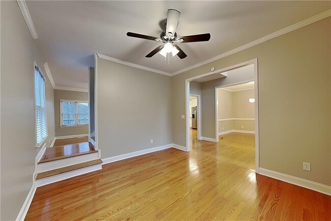 Photo - 3893 Lorien Way NW