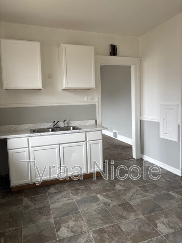 Photo - 4015 Whitney St