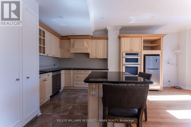 Photo - 177 Strachan Ave Unité Upper