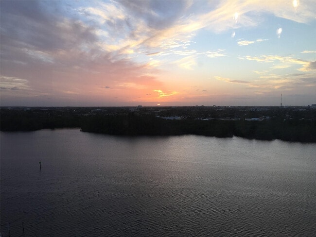 Building Photo - 2121 N Ocean Blvd Unit 1408W