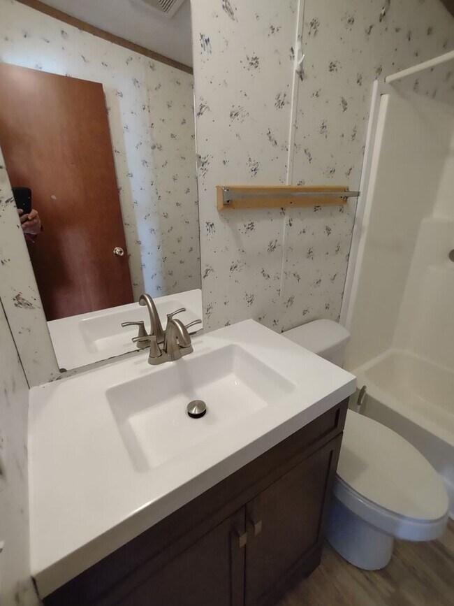 4Bedroom 2Bath DoubleWide Mobile Home Rental House Rental in Lumberton, NC