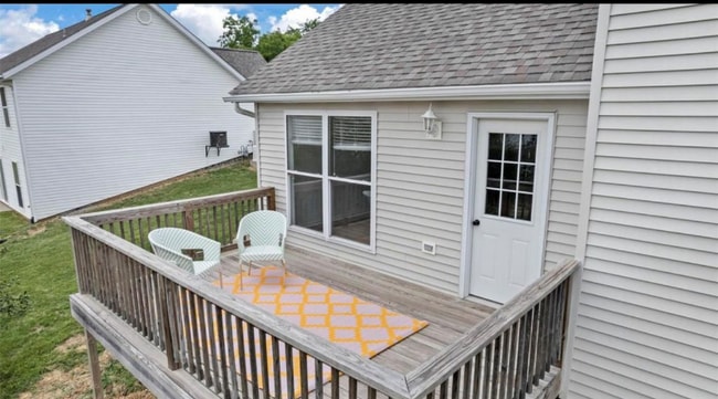 Photo - 470 Pleasant Lake Dr