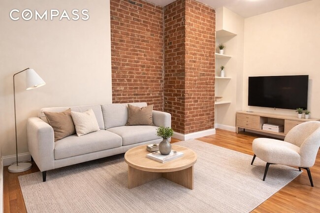 Building Photo - 357 E 58th St