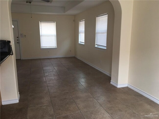 Photo - 14 Park Pl Unit 4