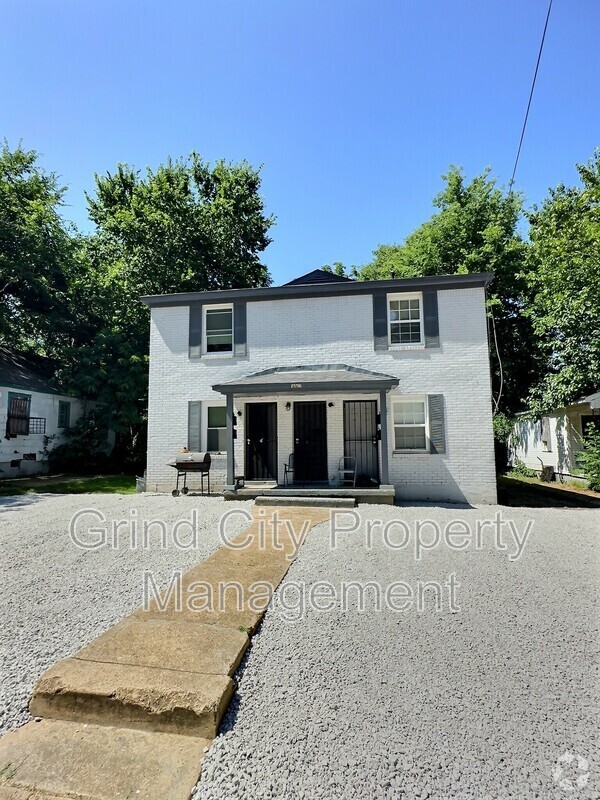 Building Photo - 3042 McAdoo Ave Rental