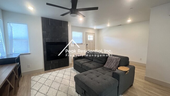 Photo - Updated 3bd/2b Home Near UCD Med Center!