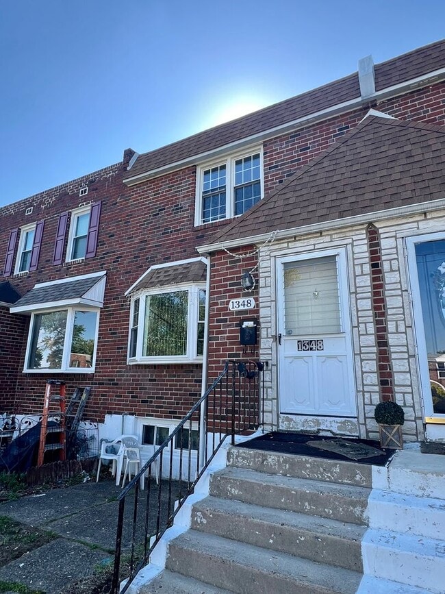 Photo - Stunning 3-Bedroom Townhome with Garage in Brookhaven! Available NOW!