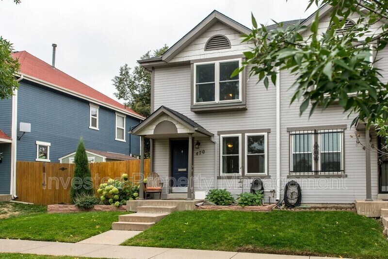 Photo - 470 W 4th Avenue