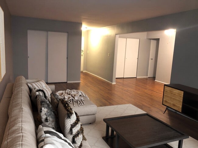 Photo - Carlton Place Apartments