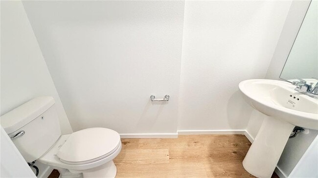 1561 Plank Pl