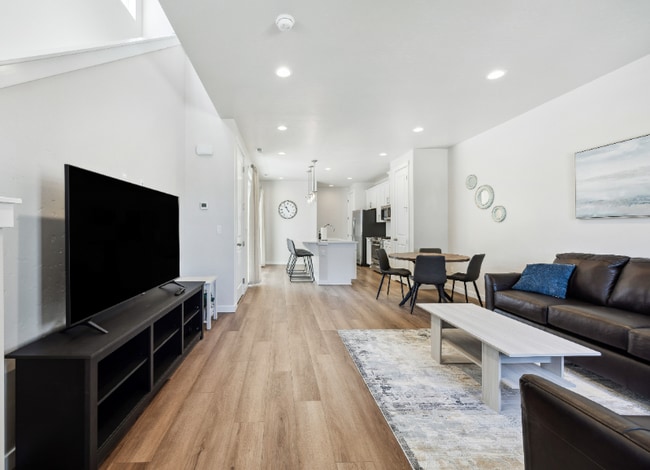 Photo - 12467 W Endsley Ln