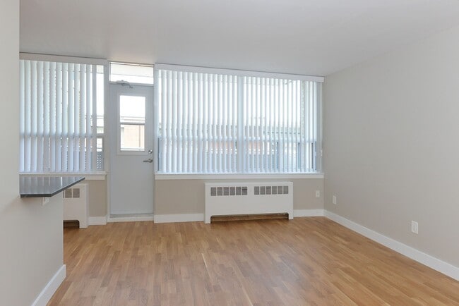 Photo - 95 Jameson Ave Unit 905