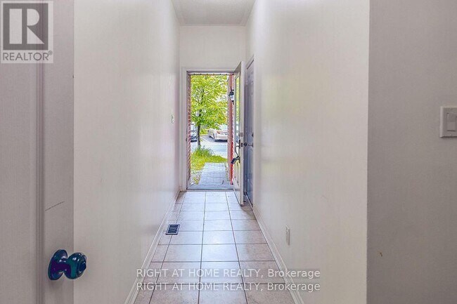 Photo - 11 Telegraph St