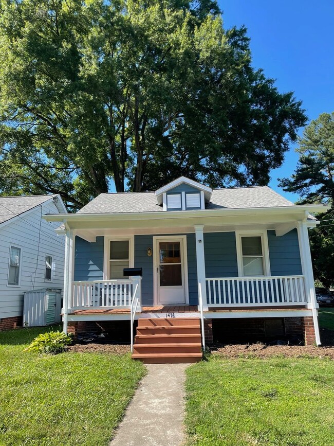 Beautifully Remodeled 4-Bedroom Home in th... - Beautifully Remodeled 4-Bedroom Home in th...