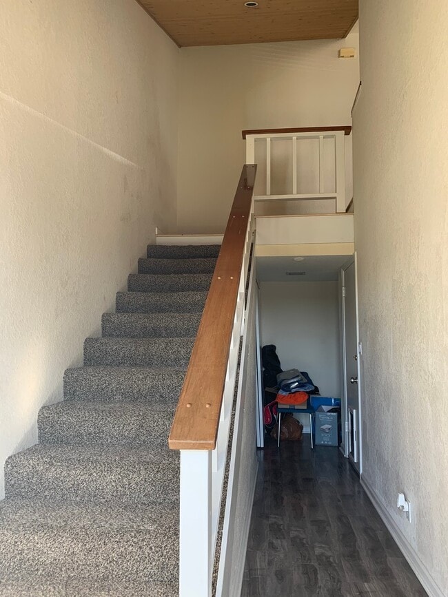 Photo - 131 W Mariposa Unit # A