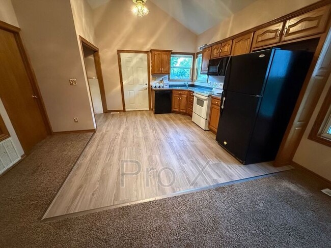 Photo - 1035 Prospect Ave