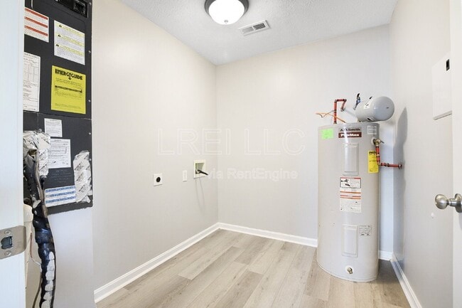 Photo - 304 Keeneland Dr Unit 2a