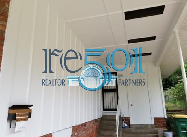 Photo - Lovely Home Near UALR