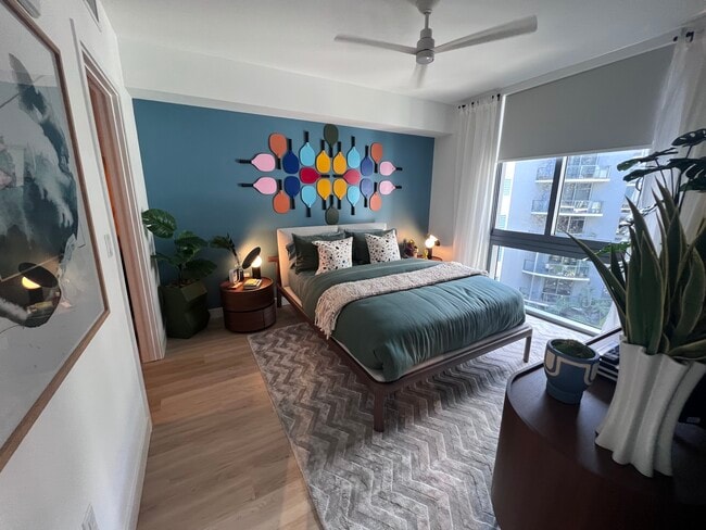 Photo - 556 NE 57th St Unidad B2